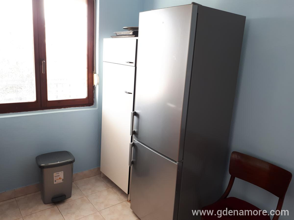 Apartmani Peković, privatni smeštaj u mestu Šušanj, Crna Gora - 20190307_144431